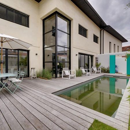 Spacious Bordeaux Family Home With Swimming Pool 外观 照片